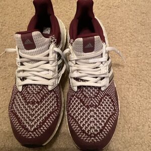 Adidas Ultra Boost. Sz. Women’s 8